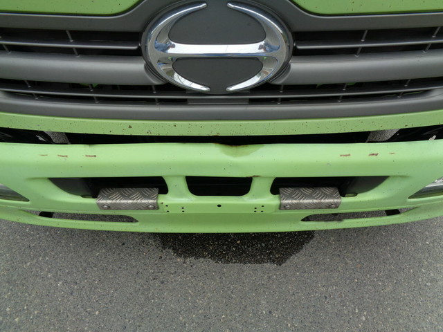 日野レンジャー平ボディ中型（4t）[写真13]