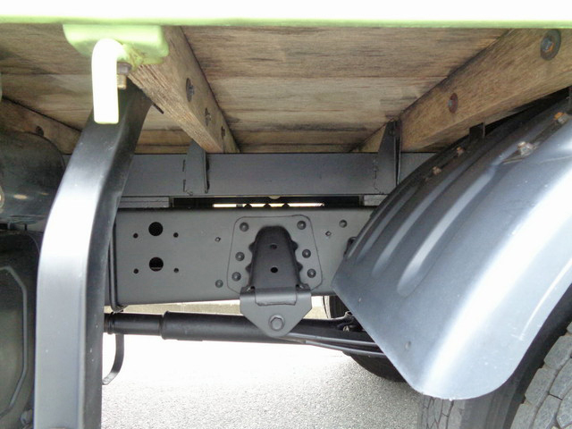 日野レンジャー平ボディ中型（4t）[写真21]