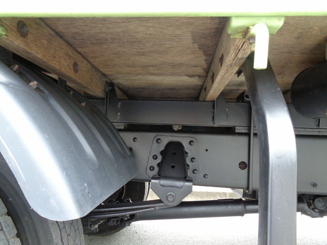 日野レンジャー平ボディ中型（4t）[写真30]