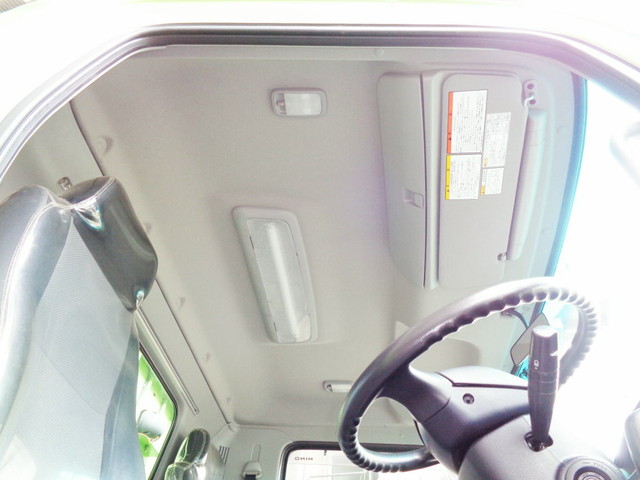 日野レンジャー平ボディ中型（4t）[写真35]