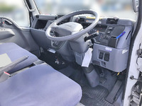 三菱ふそうキャンターガッツ冷凍車（冷蔵車）小型（2t・3t）[写真17]