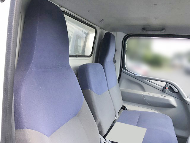 三菱ふそうキャンターガッツ冷凍車（冷蔵車）小型（2t・3t）[写真19]
