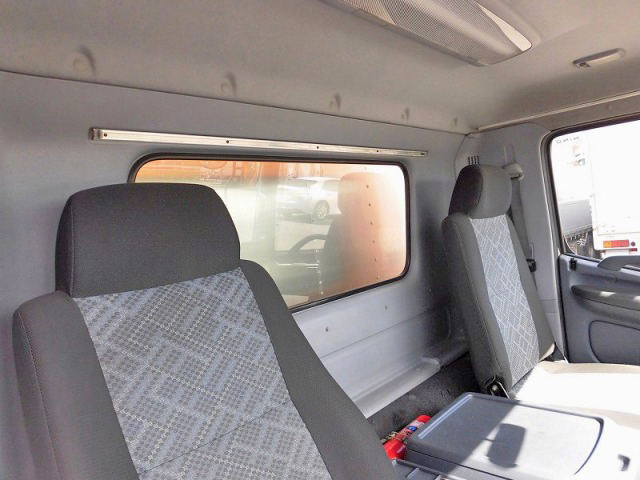 日野レンジャーアルミバン中型（4t）[写真20]