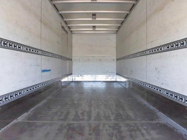 日野レンジャーアルミバン中型（4t）[写真05]