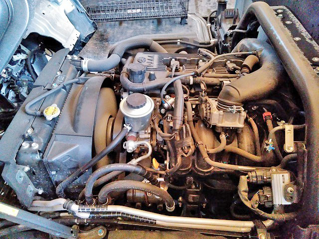 トヨタトヨエース平ボディ小型（2t・3t）[写真09]