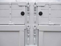 三菱ふそうキャンター平ボディ小型（2t・3t）[写真12]