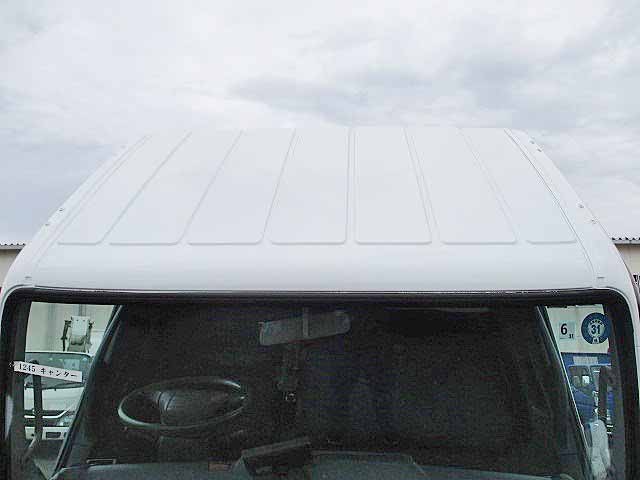三菱ふそうキャンター平ボディ小型（2t・3t）[写真29]