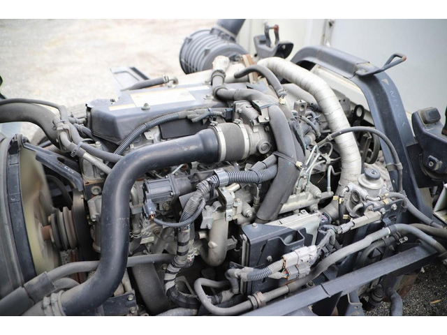 いすゞフォワードアルミウイング中型（4t）[写真34]