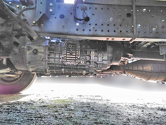 いすゞフォワード冷凍車（冷蔵車）中型（4t）[写真17]