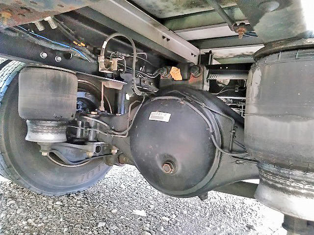 いすゞフォワード冷凍車（冷蔵車）中型（4t）[写真20]