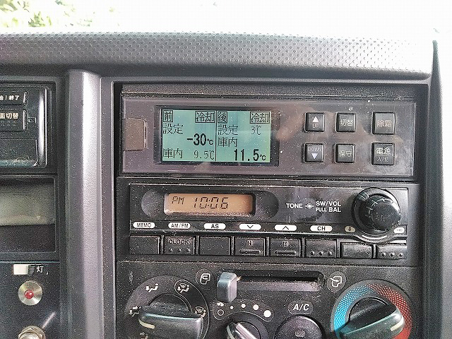 いすゞフォワード冷凍車（冷蔵車）中型（4t）[写真28]