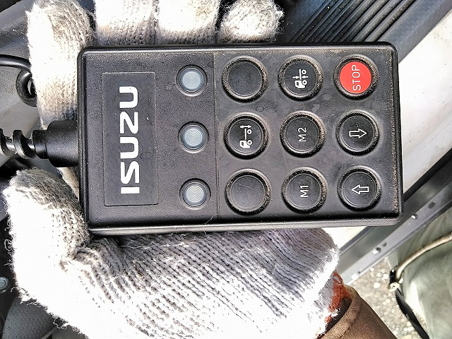 いすゞフォワード冷凍車（冷蔵車）中型（4t）[写真29]