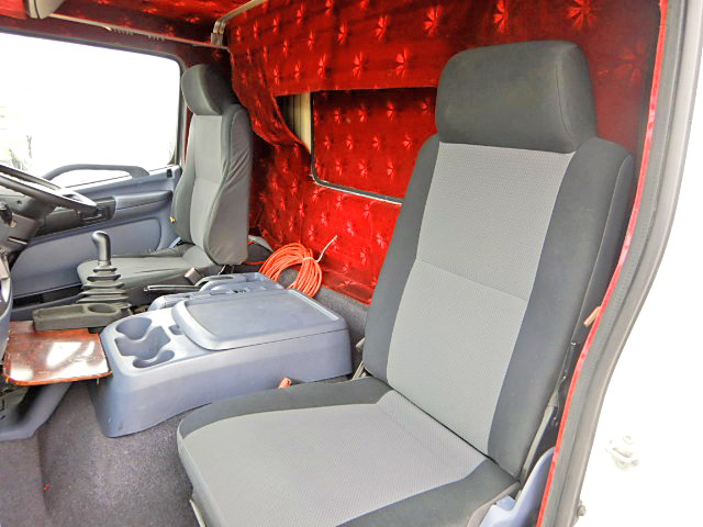 日野レンジャー冷凍車（冷蔵車）中型（4t）[写真23]