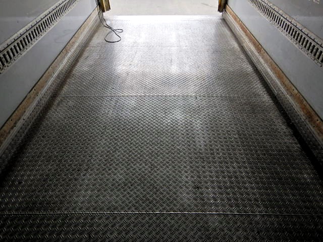 日野レンジャー冷凍車（冷蔵車）中型（4t）[写真07]