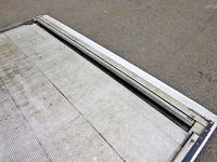 日野レンジャー冷凍車（冷蔵車）中型（4t）[写真09]