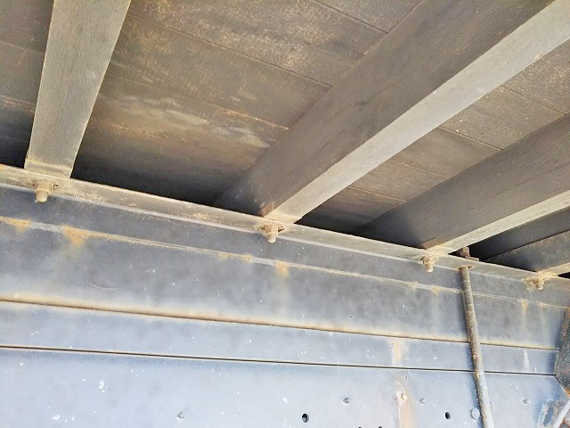 UDトラックスクオンアルミブロック大型（10t）[写真17]