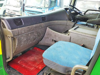 UDトラックスクオンアルミブロック大型（10t）[写真30]