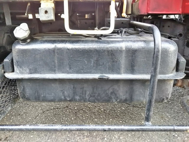 三菱ふそうキャンターダンプ・クレーン付小型（2t・3t）[写真21]