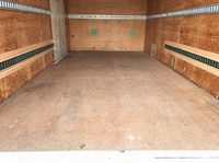 いすゞエルフアルミバン小型（2t・3t）[写真15]