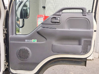 いすゞエルフアルミバン小型（2t・3t）[写真27]