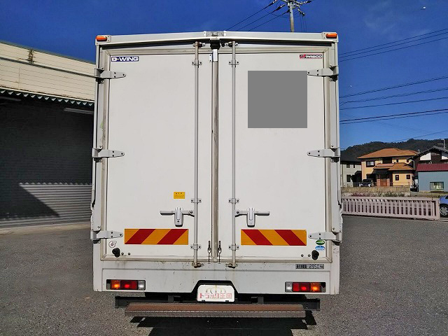 三菱ふそうキャンターアルミウイング小型（2t・3t）[写真11]