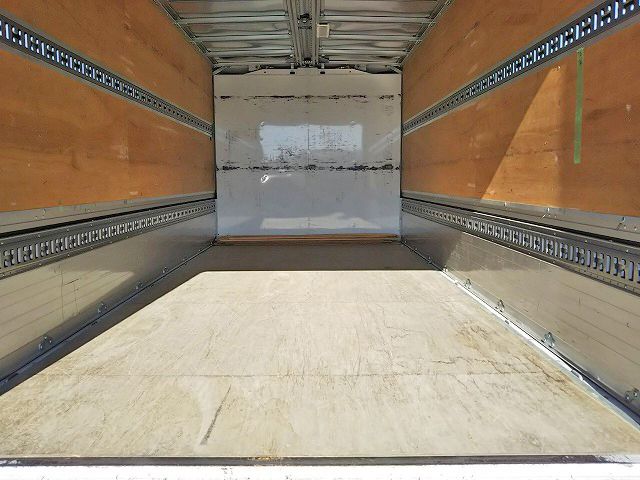 三菱ふそうキャンターアルミウイング小型（2t・3t）[写真13]