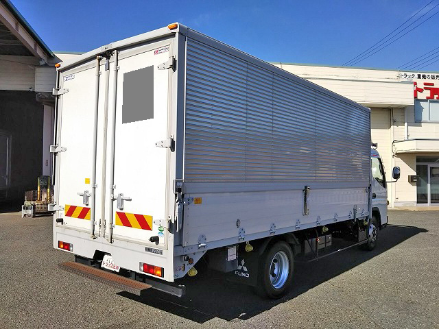 三菱ふそうキャンターアルミウイング小型（2t・3t）[写真02]