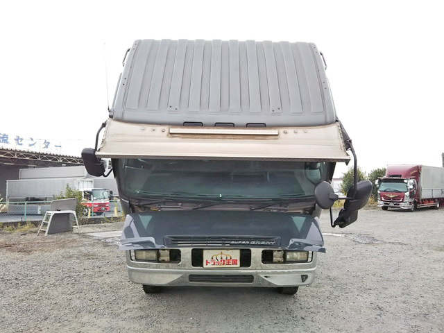 三菱ふそうスーパーグレートダンプ大型（10t）[写真10]