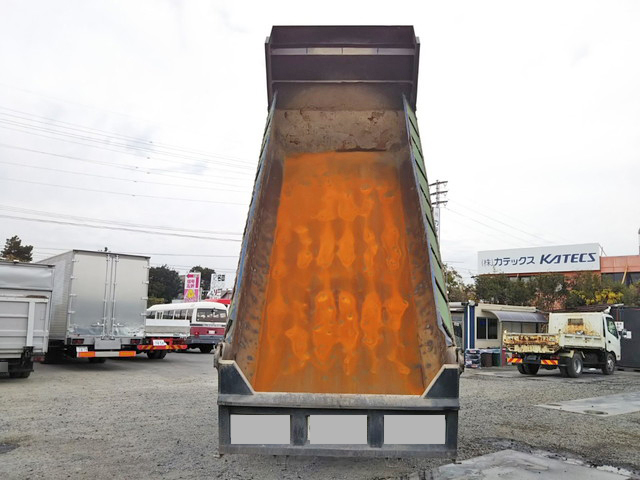 三菱ふそうスーパーグレートダンプ大型（10t）[写真12]