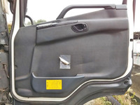 三菱ふそうスーパーグレートダンプ大型（10t）[写真28]