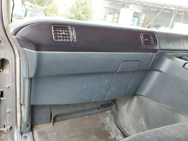 三菱ふそうスーパーグレートダンプ大型（10t）[写真32]