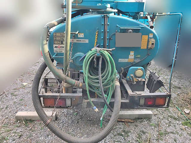 三菱ふそうキャンターバキュームカー小型（2t・3t）[写真12]