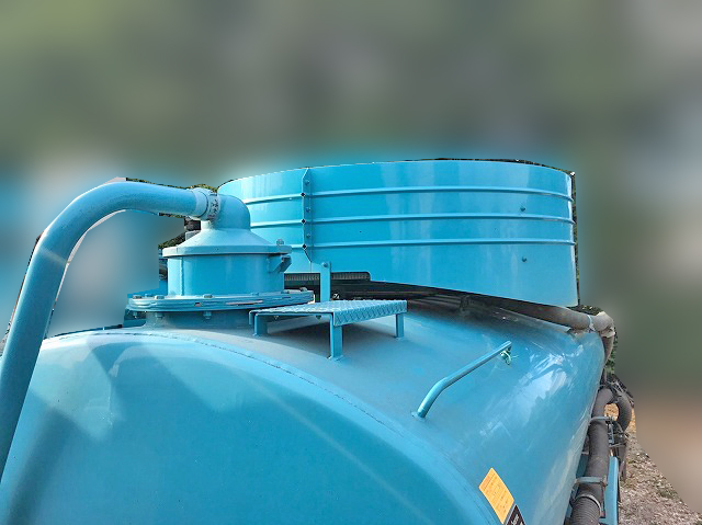 三菱ふそうキャンターバキュームカー小型（2t・3t）[写真15]