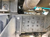 三菱ふそうキャンターバキュームカー小型（2t・3t）[写真17]