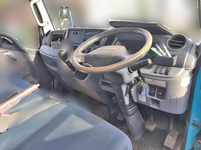 三菱ふそうキャンターバキュームカー小型（2t・3t）[写真19]