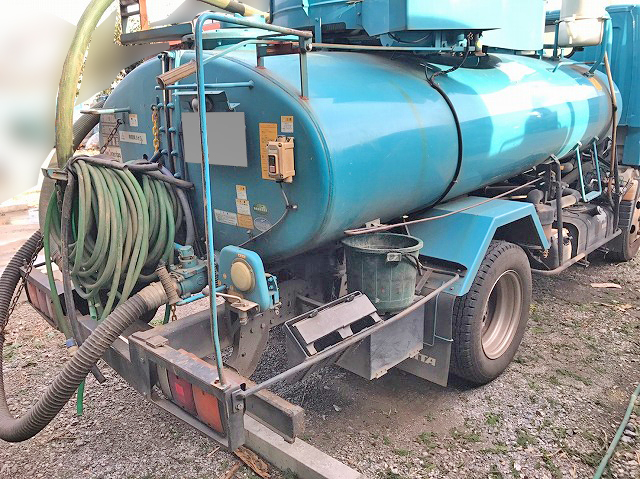 三菱ふそうキャンターバキュームカー小型（2t・3t）[写真03]