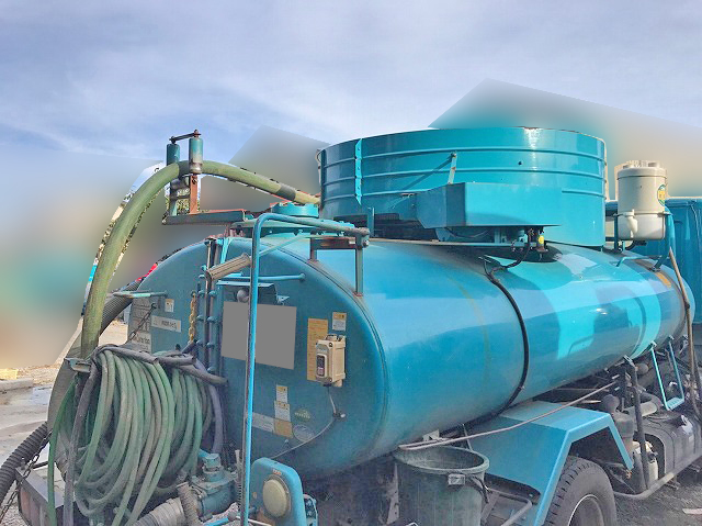 三菱ふそうキャンターバキュームカー小型（2t・3t）[写真04]