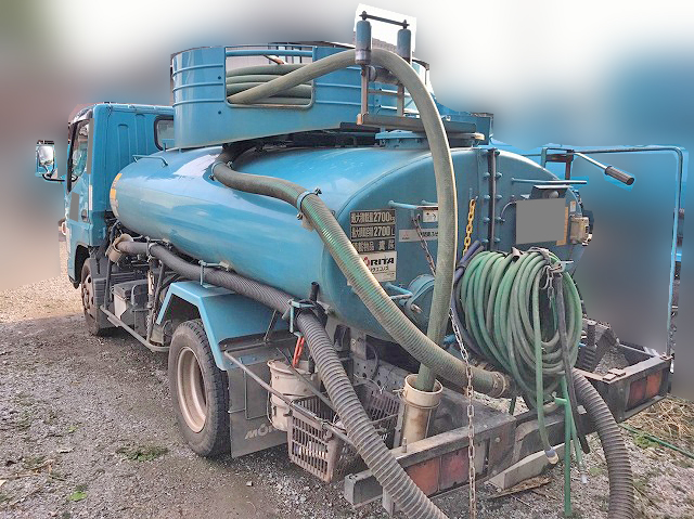 三菱ふそうキャンターバキュームカー小型（2t・3t）[写真06]