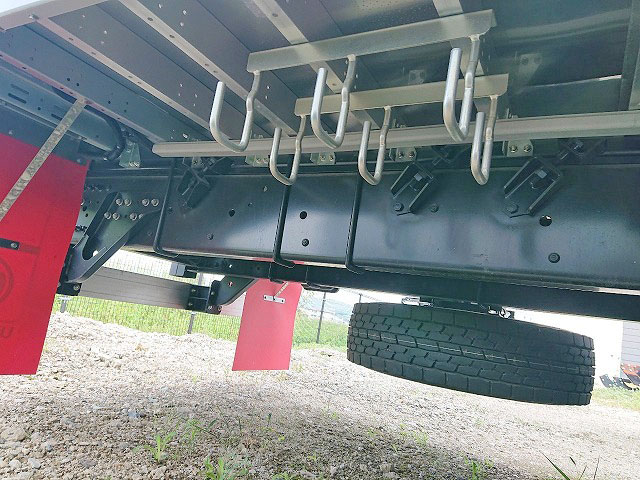 UDトラックスクオンアルミウイング大型（10t）[写真18]