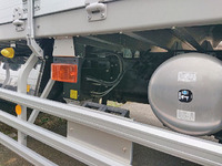 UDトラックスクオンアルミウイング大型（10t）[写真19]