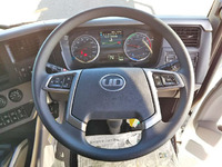 UDトラックスクオンアルミウイング大型（10t）[写真22]