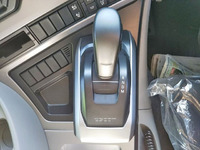 UDトラックスクオンアルミウイング大型（10t）[写真29]