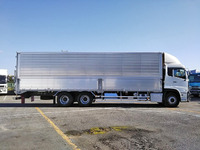 UDトラックスクオンアルミウイング大型（10t）[写真06]