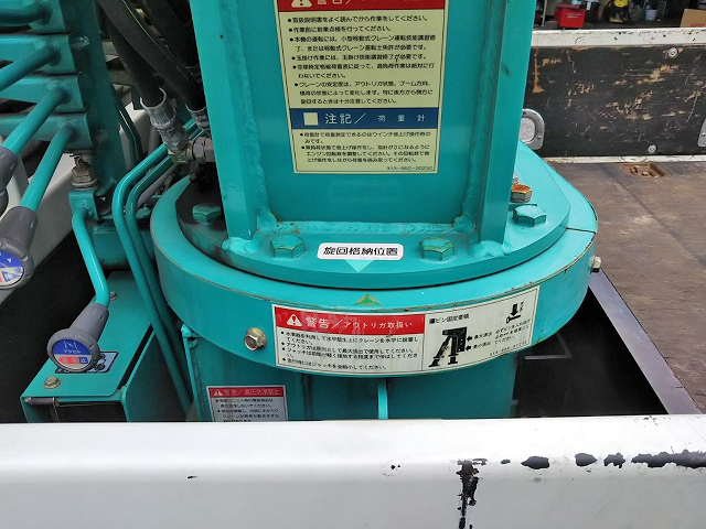 三菱ふそうキャンタークレーン付小型（2t・3t）[写真16]