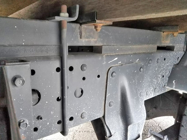 三菱ふそうキャンタークレーン付小型（2t・3t）[写真23]