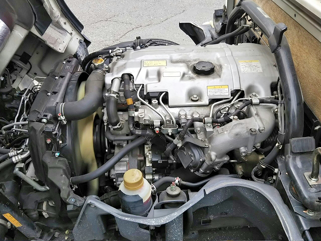 三菱ふそうキャンタークレーン付小型（2t・3t）[写真27]