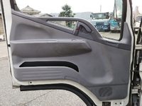 三菱ふそうキャンタークレーン付小型（2t・3t）[写真30]