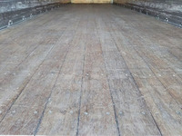 いすゞギガアルミウイング大型（10t）[写真17]