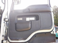 いすゞギガアルミウイング大型（10t）[写真29]