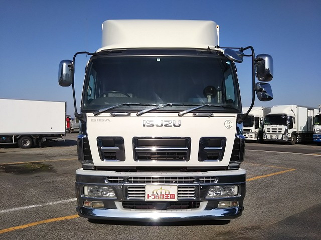 いすゞギガアルミウイング大型（10t）[写真08]